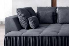 Material: ROYAL VELVET 21